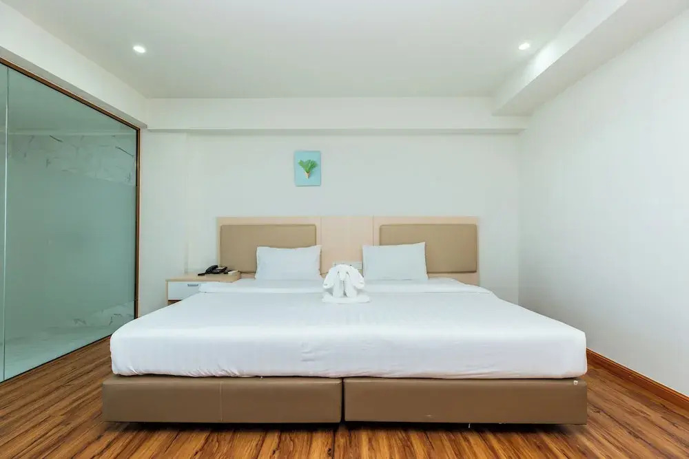 Lucky Elephant Hotel