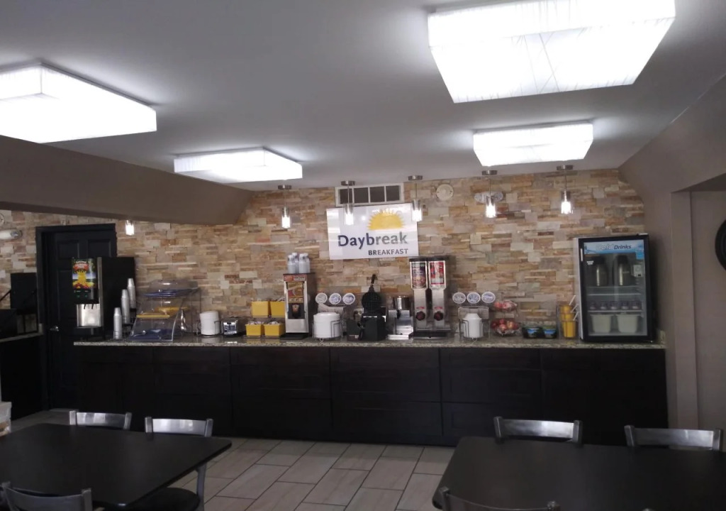 Quality Inn Middleburg Heights near Cleveland Airport