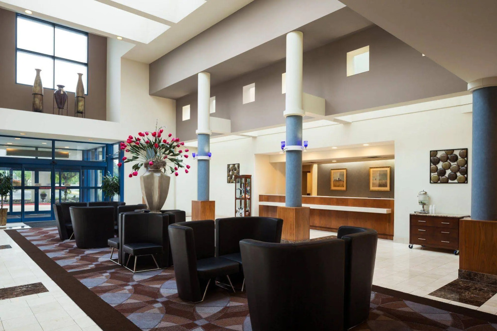 Delta Hotels by Marriott Toledo