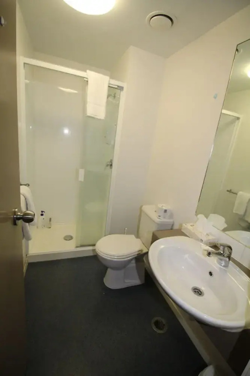 Waldorf Tetra Apt with 2 Bathroom (Tetra 1013)