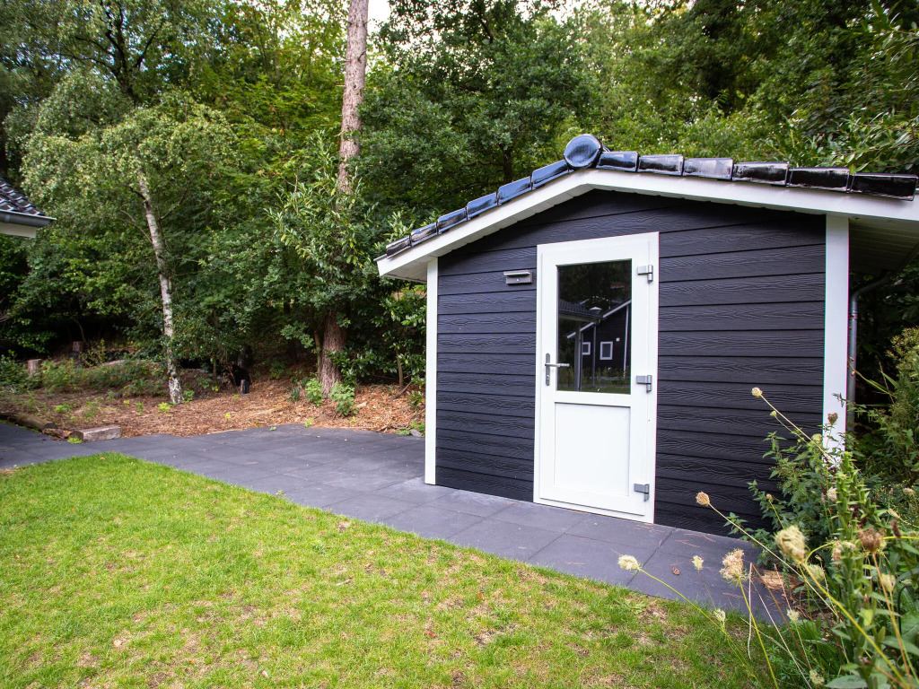 Beautiful House With Covered Terrace, Located in a Holiday Park in Rhenen