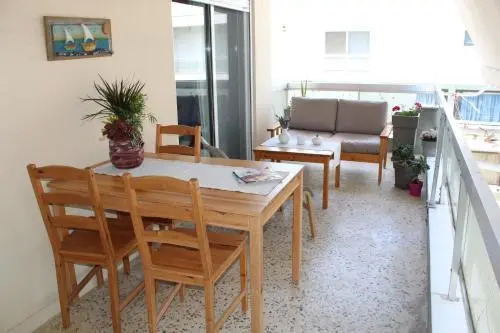 Flat 2 Bedrooms 1 Bathroom - Rhodes