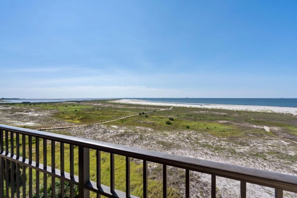 520 Holiday Isle 520 by ACP