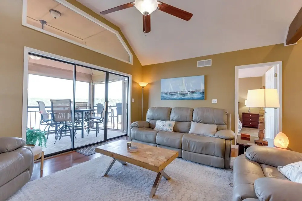 Pool Access + Views: Waterfront Lake Ozark Escape