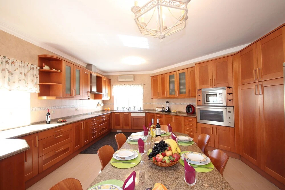 Villa Manihi - Moradia elegante com BBQ e piscina aquecível - Albufeira