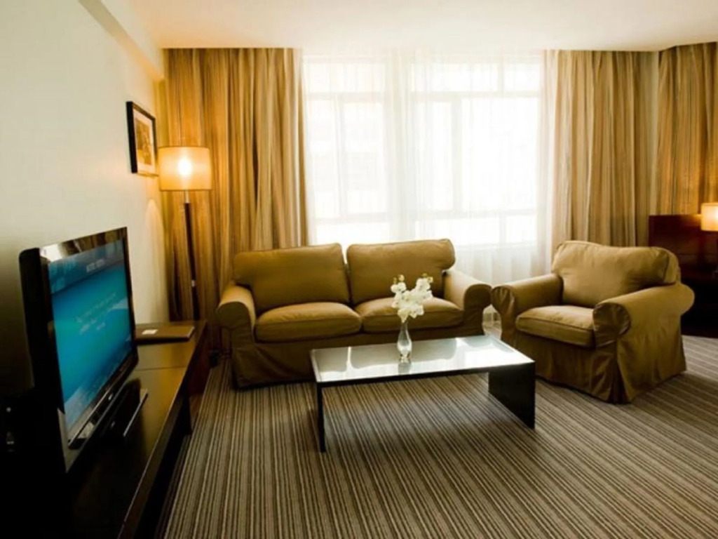 Hotel Sixty3