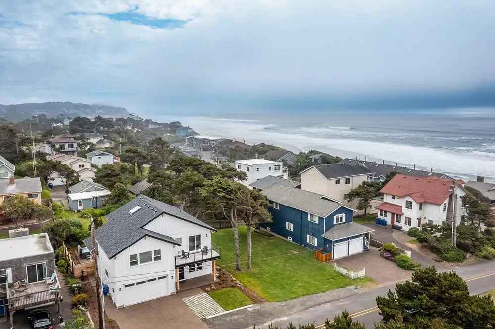 Luxurious Ocean Views and Fun Amenities - Gorgeous Beach Retreat