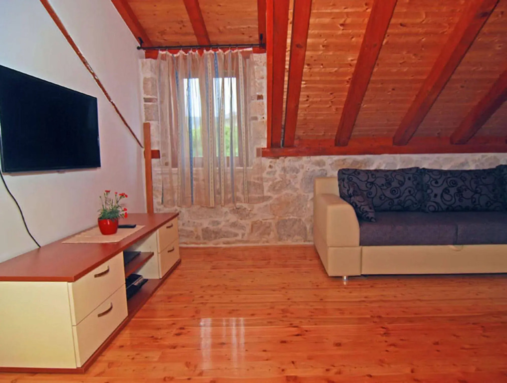 Apartments and Rooms Marino