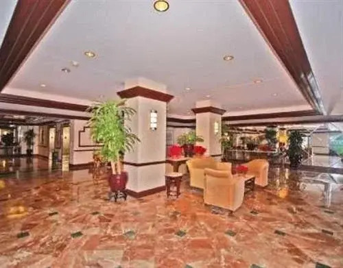 Roney Palace