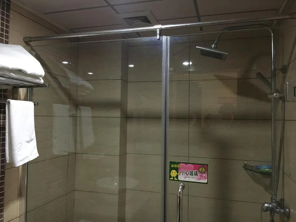 Yinhai Business Hotel