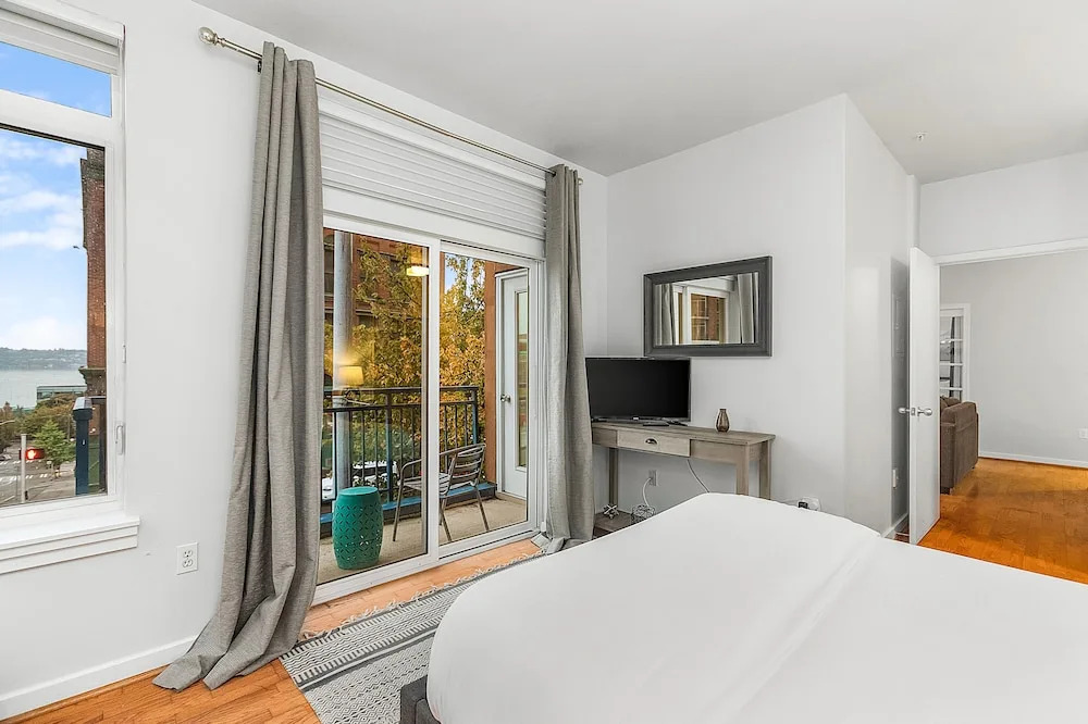 The Corner Nest at Belltown