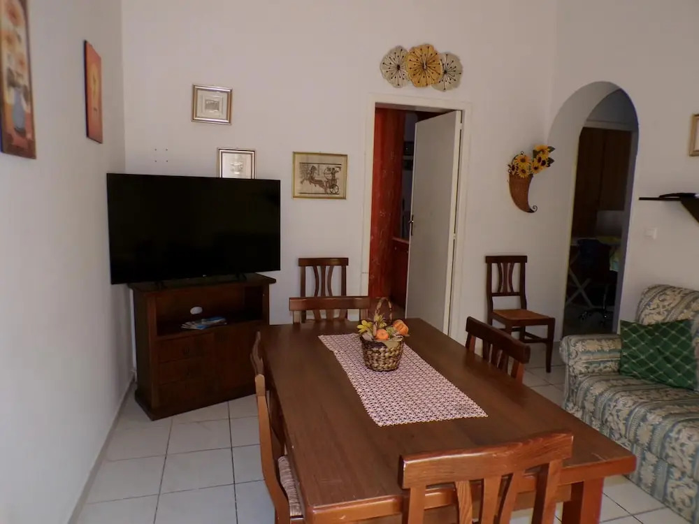 Villa near the sea in full relaxation - large garden wi-fi