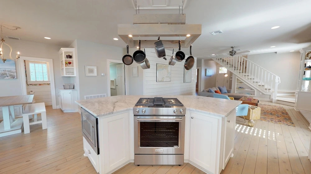 112 Eleventh St 4 Bedroom Home