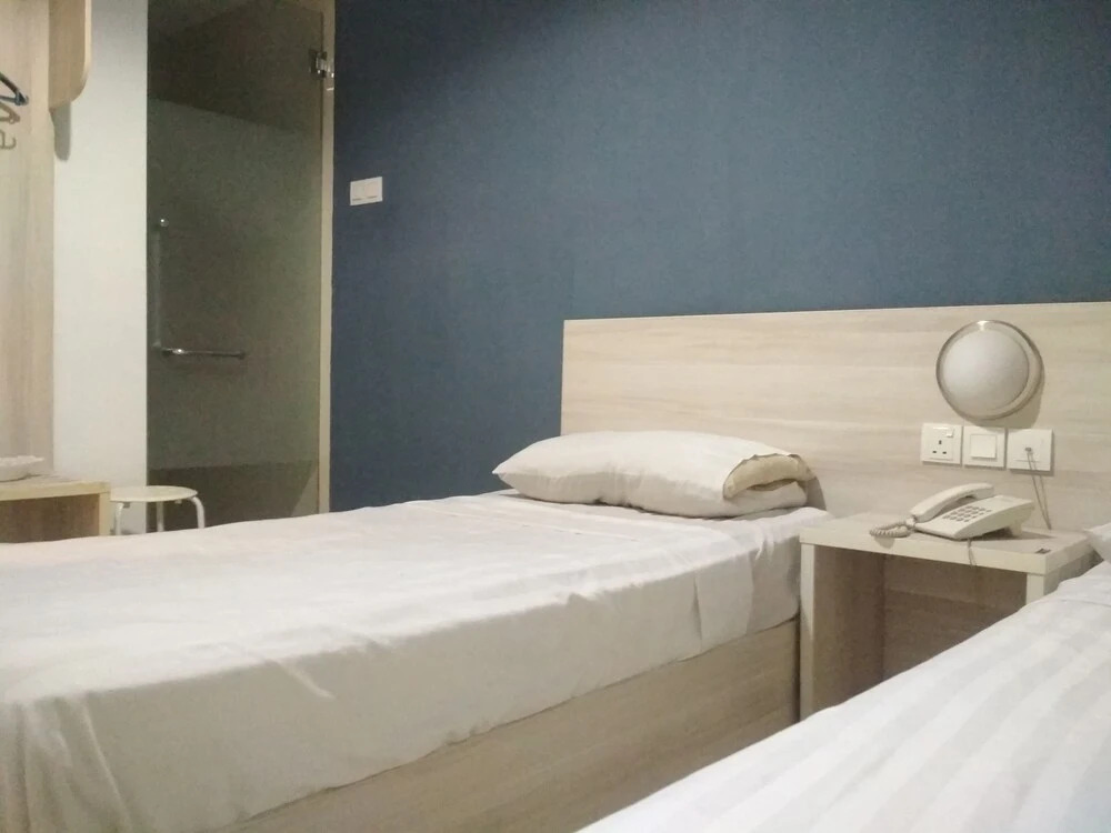 Ms City Hotel by OYO Rooms