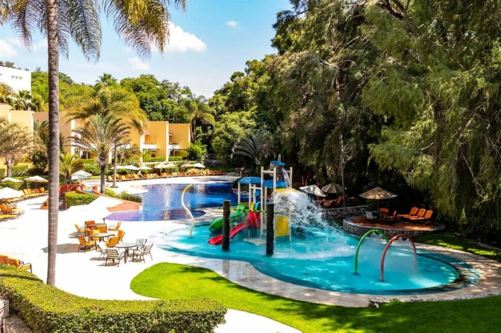 Hotel Rancho San Diego Grand Spa Resort