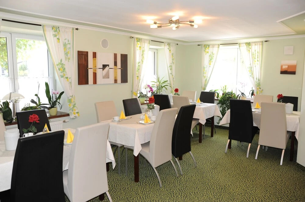 Hotel Post - regionales großes Frühstücksbuffet - auch GF & LF