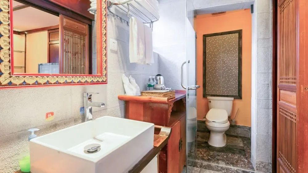 Floral Hotel · Yi Xing Lijiang