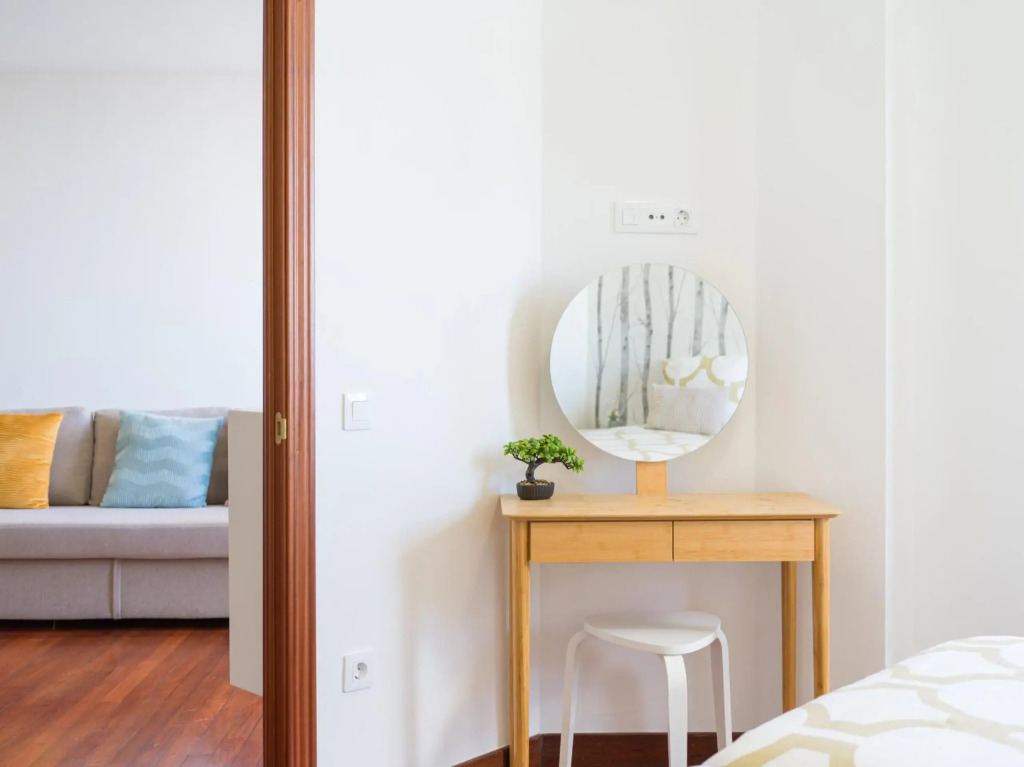 Bright Townhouse - Views - 5 min walk to the Beach
