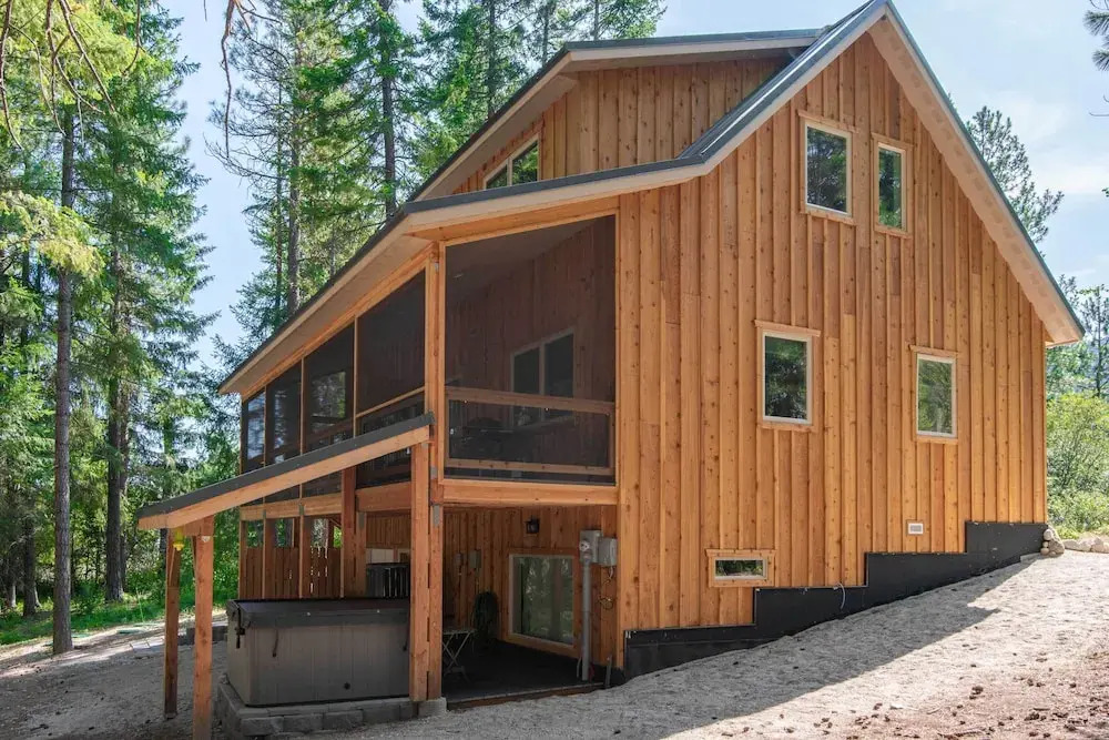 Modern Beaver Valley Cabin w/ Hot Tub & Games!