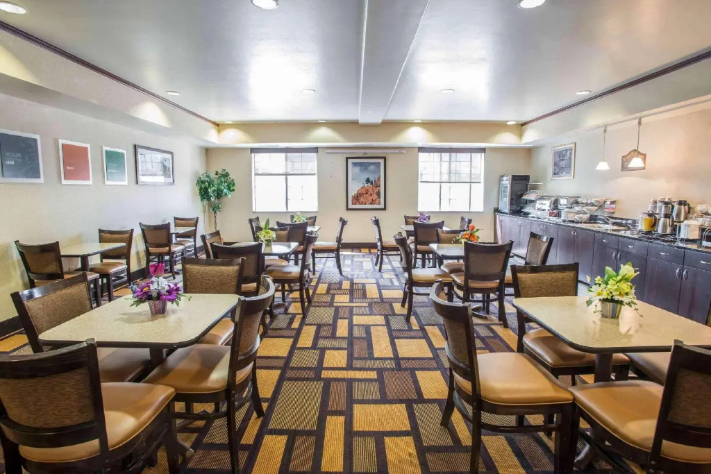 Comfort Suites Castle Rock - Denver South
