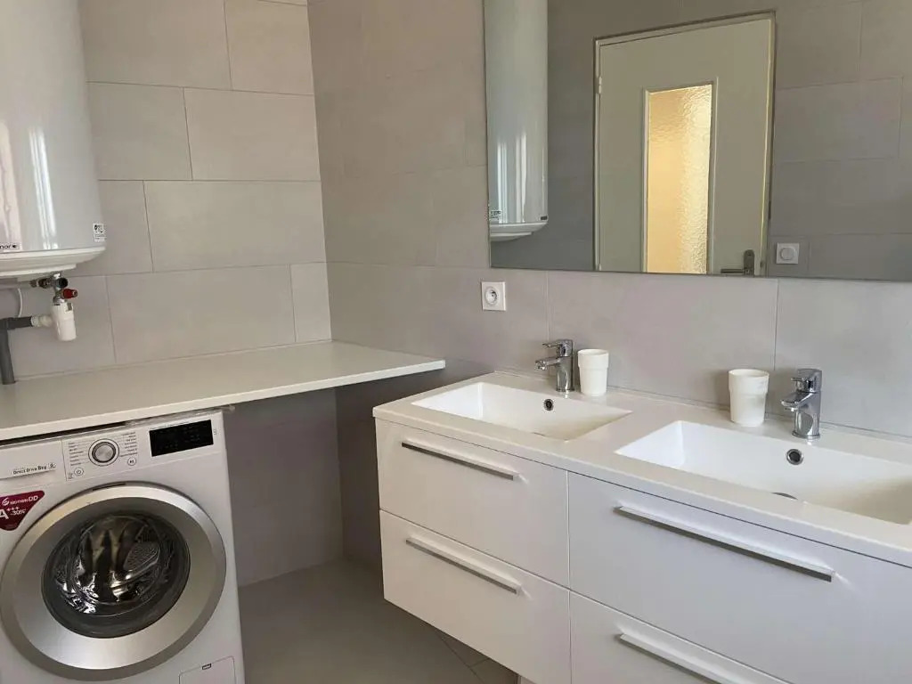 Appartement Fréjus, 1 pièce, 2 personnes - FR-1-226A-69