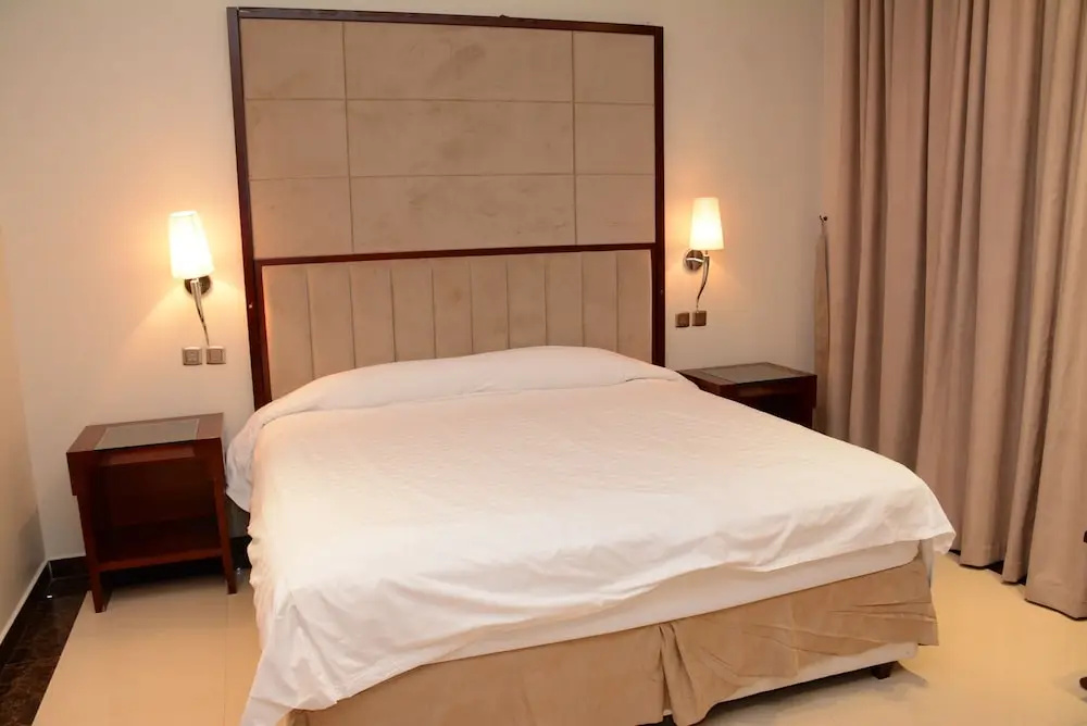 topaz suites