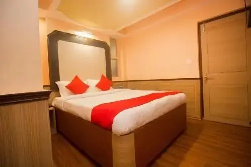 Yatri Niwas By OYO Rooms