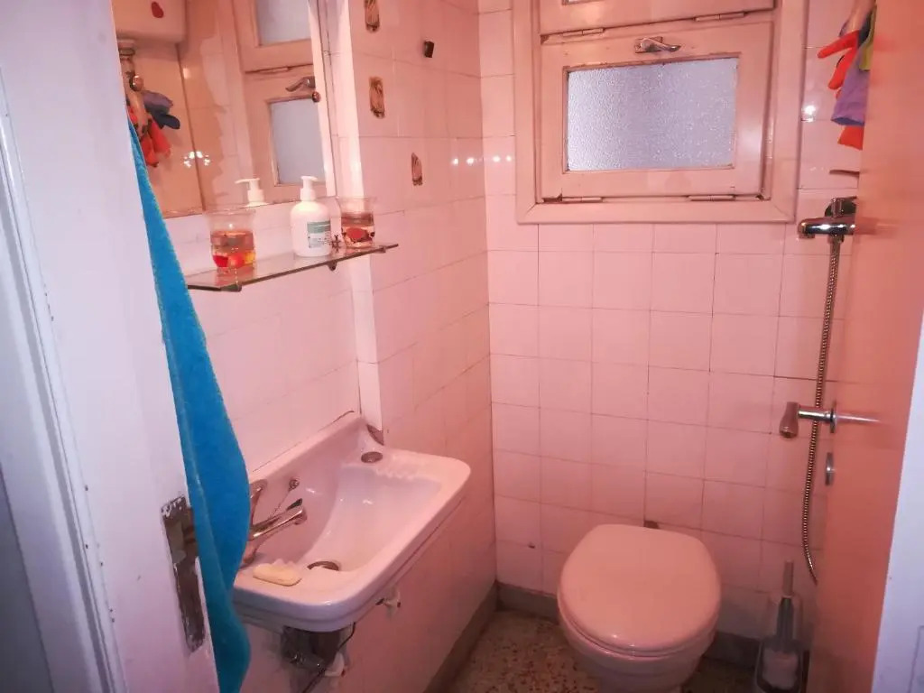 Vintage apartment KOLONAKI