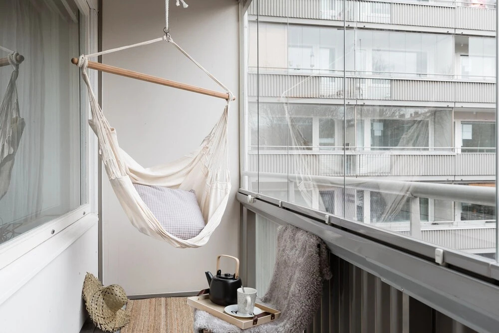Spacious Design Studio Home With Terrace