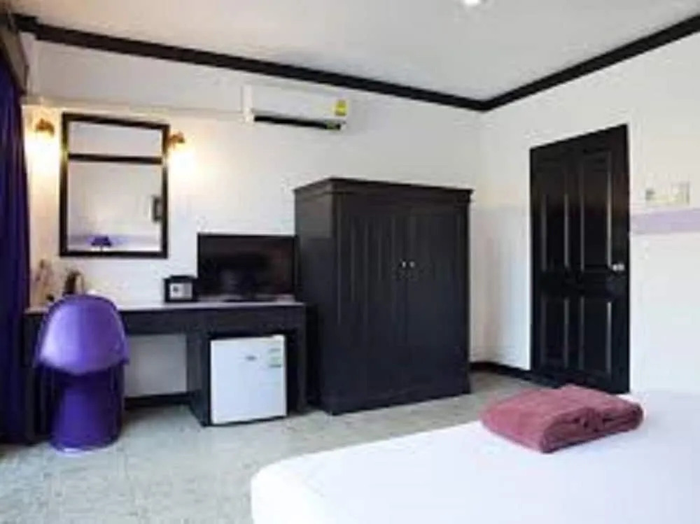 Sharaya Karon Resort