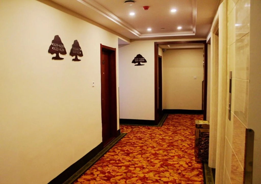GreenTree Inn Shanghai Pudong Airport Yanchao Highway Hotel