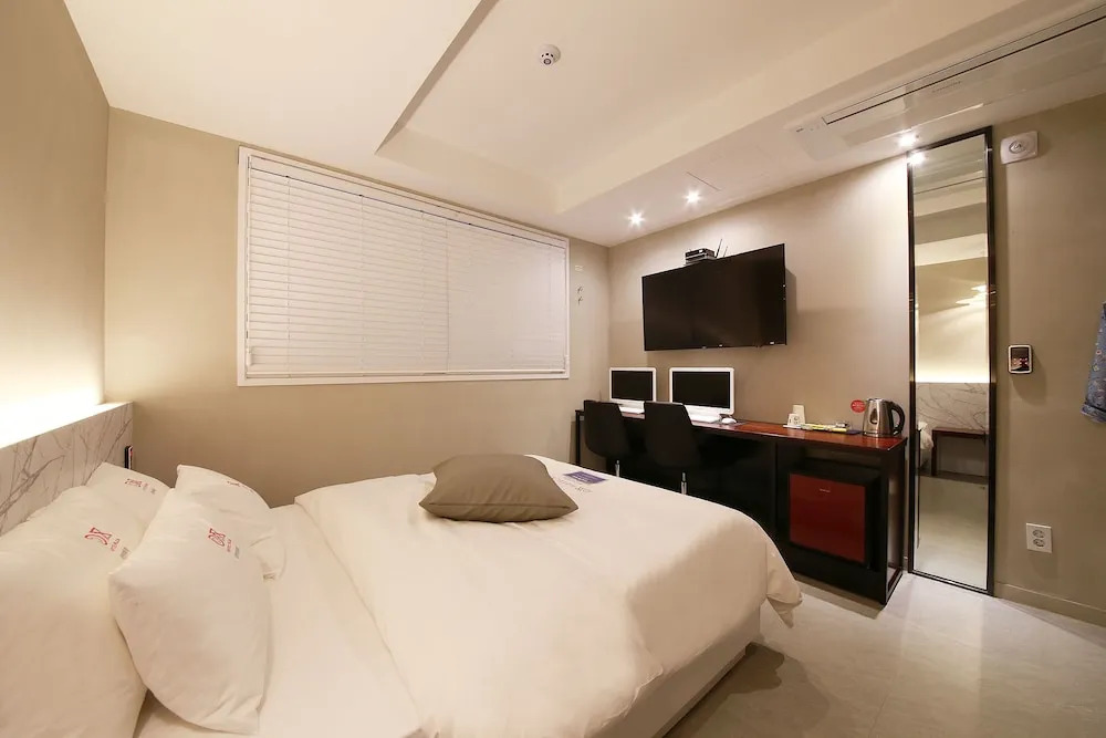 Hotel Yaja Yong In