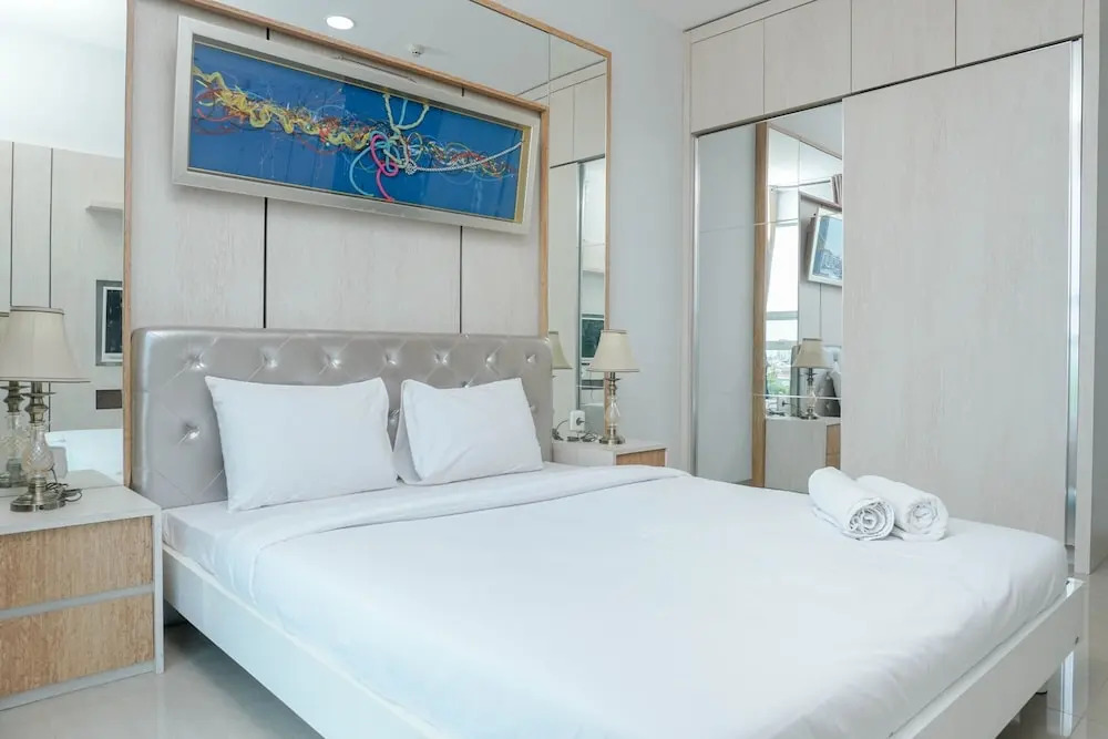 Minimalist And Comfy 1Br Citralake Suites Apartment