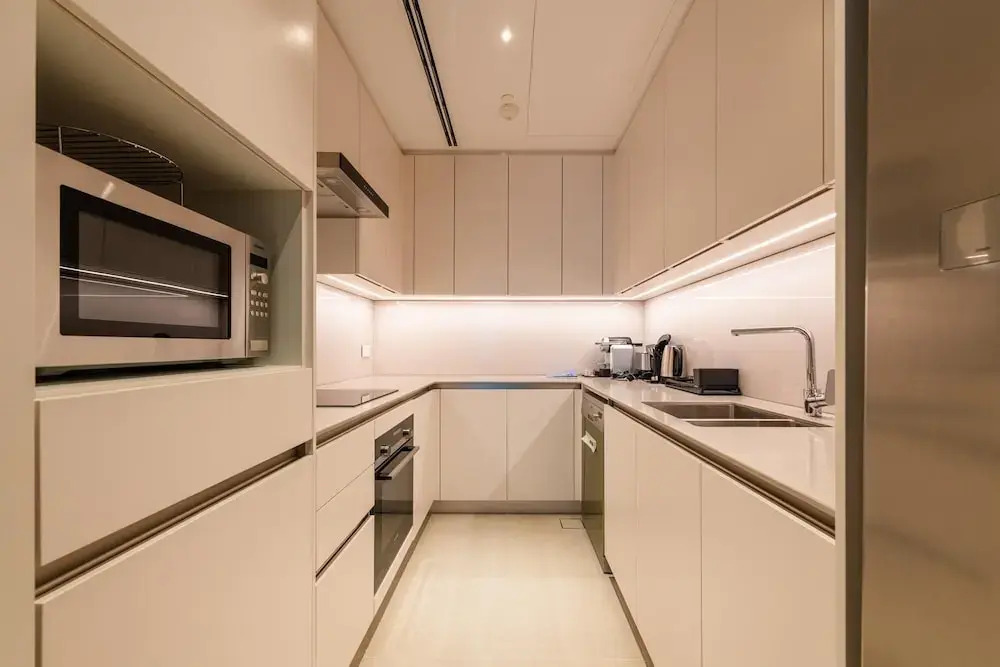 Luxury Marina View Apartment in Address JBR
