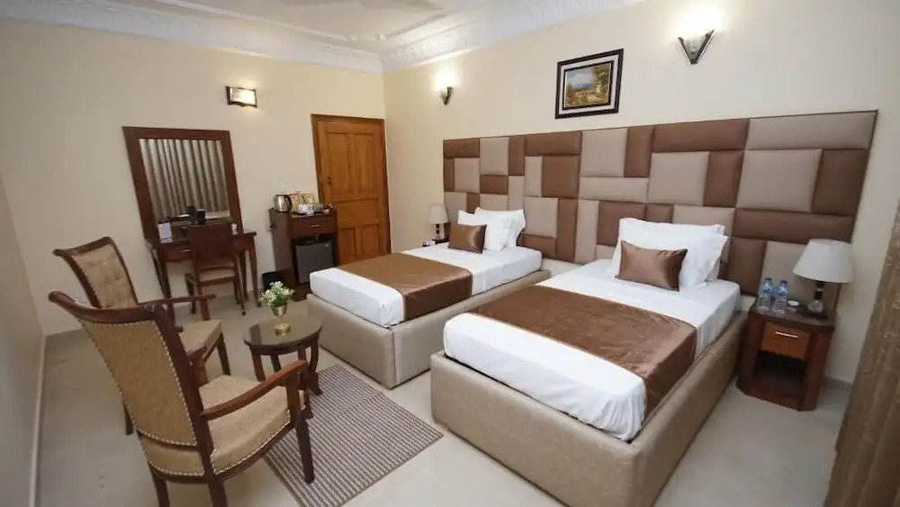 World Inn Hotel