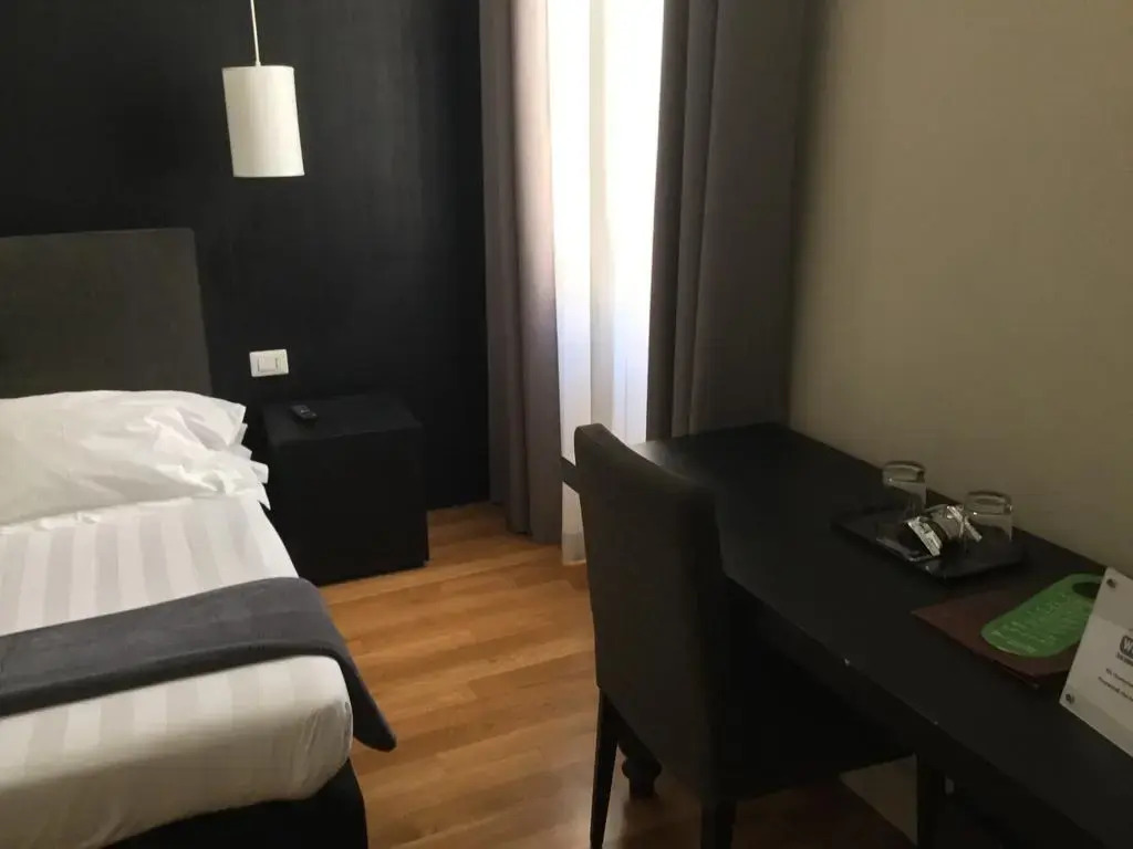 Rhome Terminal Guest House