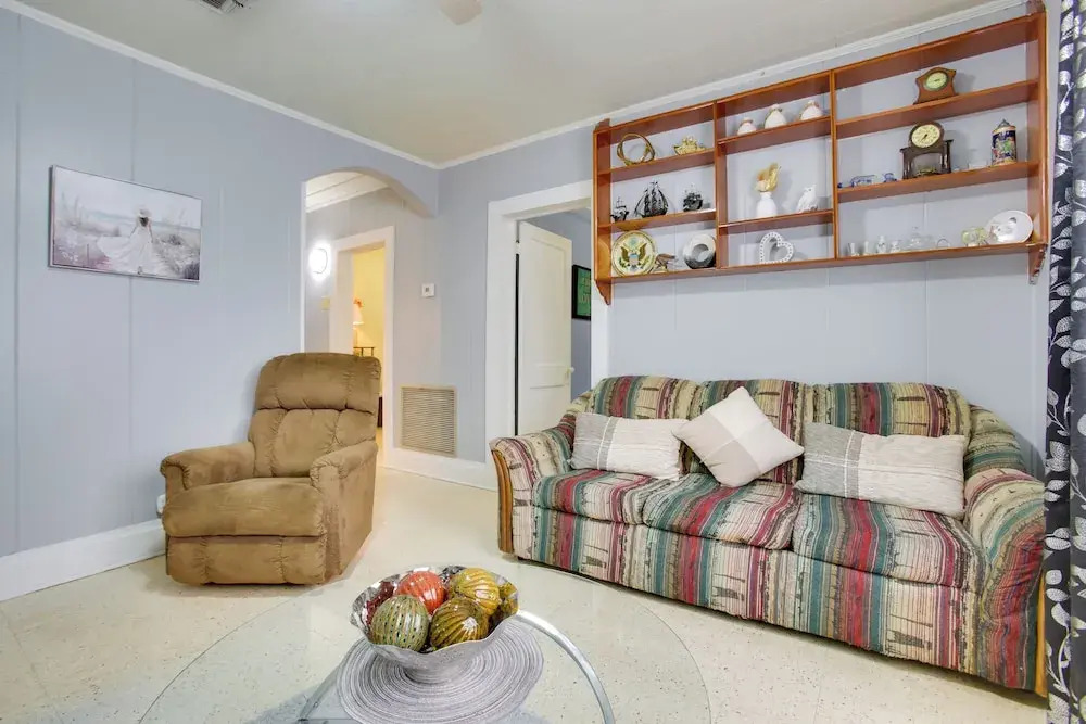Walk to 1st Street: Family Home in Thibodaux!