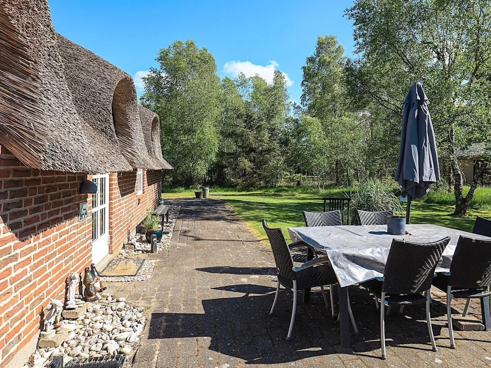 Unique Pet Friendly Holiday Home in Jerup near Sea