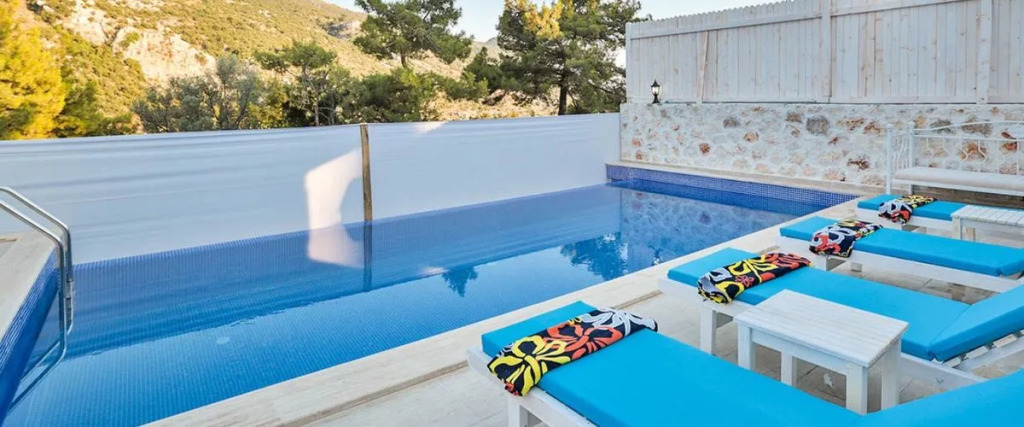 Villa Stone House 2