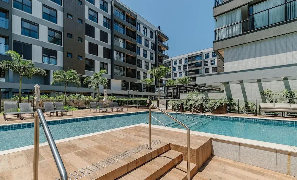 Apartamentos Cond. Vila do Lago em Jurerê - VLO