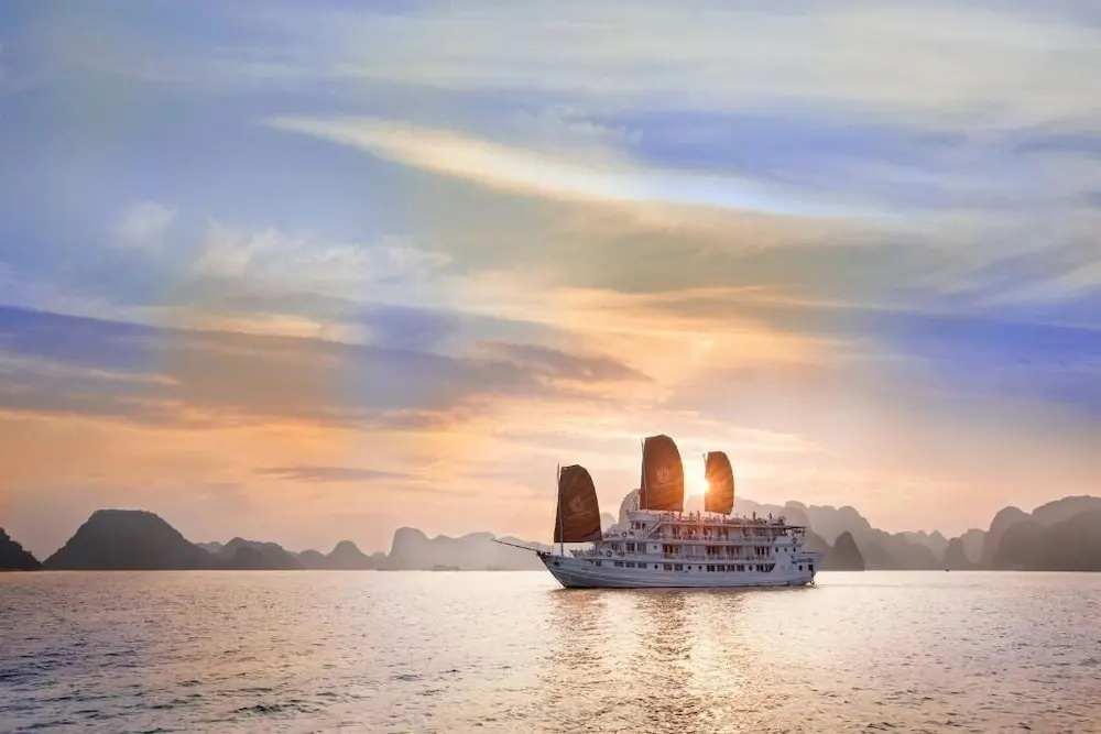La Paci Cruises