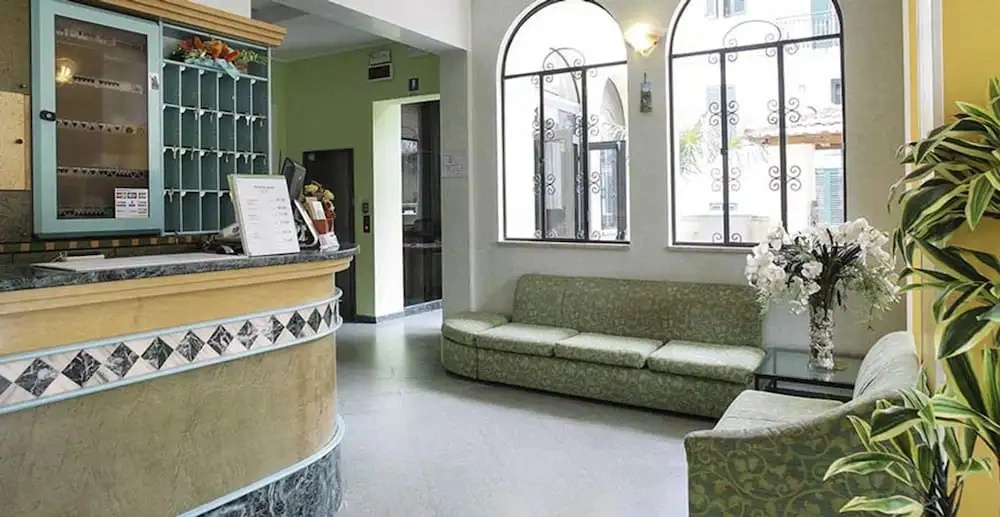 Hotel Ester Safer
