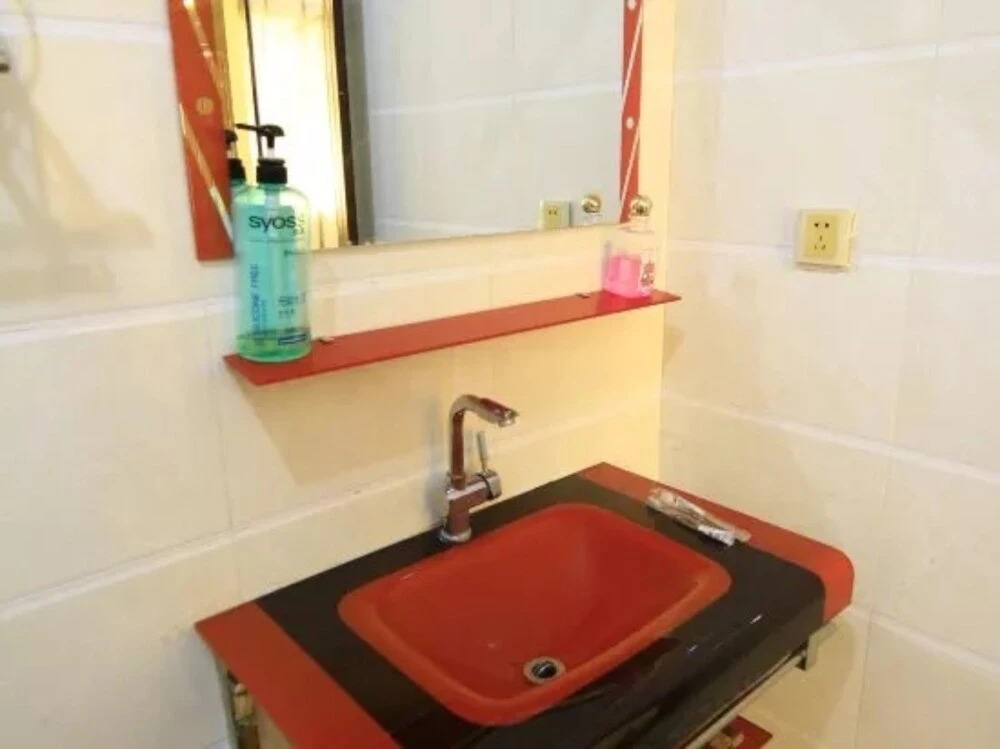 Yitravel Hostel