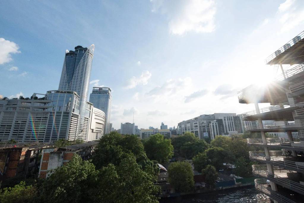 Sovereign Group Hotel at Pratunam