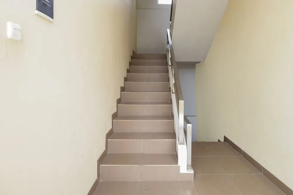 Airy Eco Kuningan Karet Pedurenan 40 Jakarta