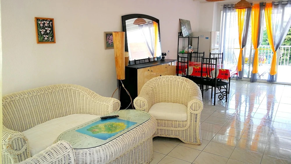 Apartment With 2 Bedrooms in Saint-paul , With Wonderful sea View, Shared Pool, Furnished Terrace - 7 km From the Beach