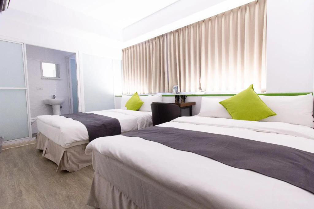 T.O. Hotel Chengde