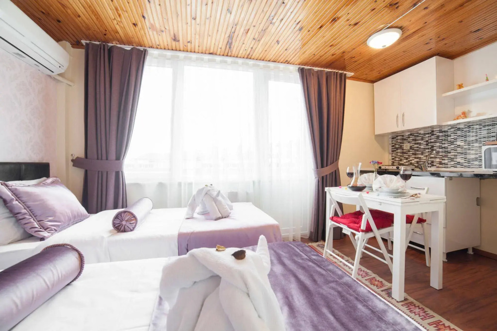 Bright Apart Hotel
