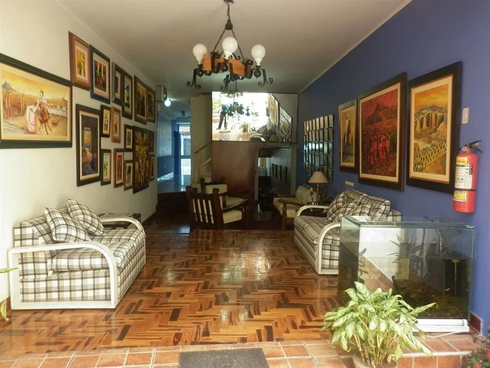 Hospedaje El Escudero