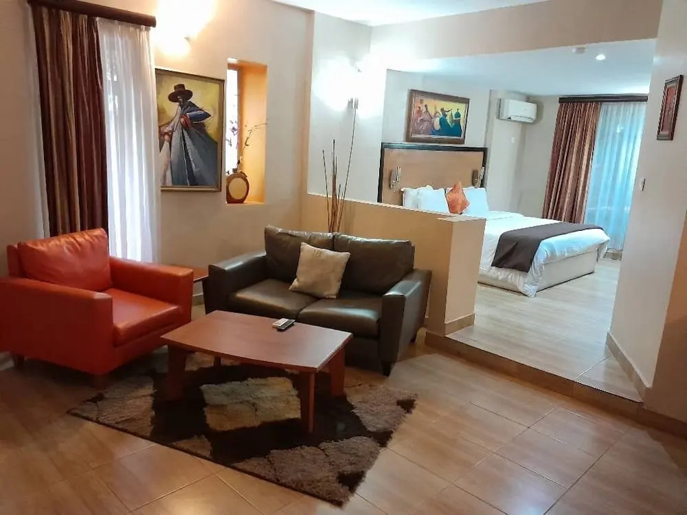 La Cour - Hotels